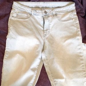 Women’s jeans